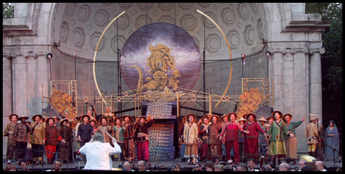 Turandot-04a.jpg (130902 bytes)